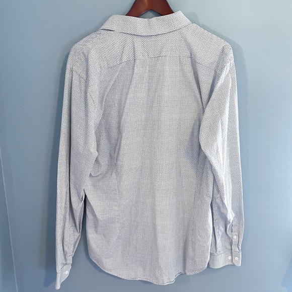 Express polka dot fitted button up shirt - Picture 4 of 7